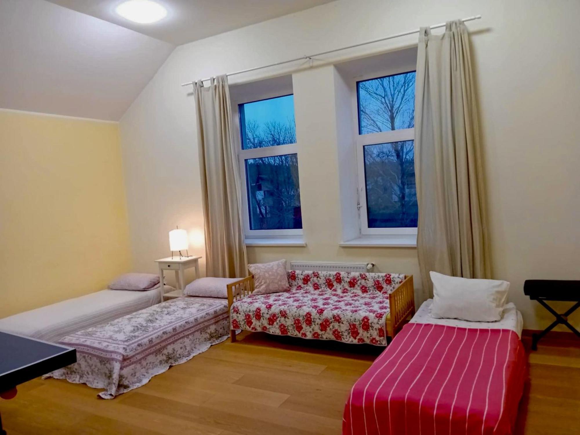 Wonderful 7 Bedroom Home In Vilnius Didzioji Reise Екстериор снимка